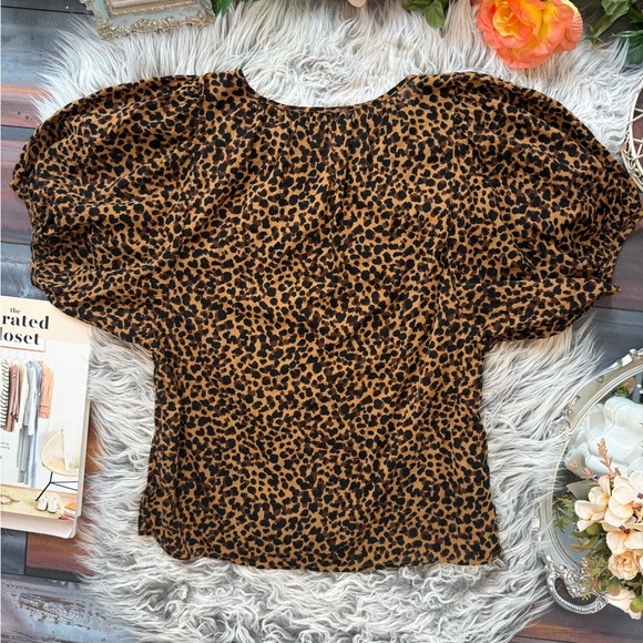 Madewell Balloon-Sleeve Button-Up Top in Painted Leopard, S - Picture 7 of 8